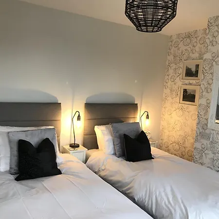 The Glastonbury Town House-3